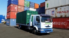 20' Shipping containers